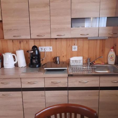 Matyas Apartman Tard Екстериор снимка