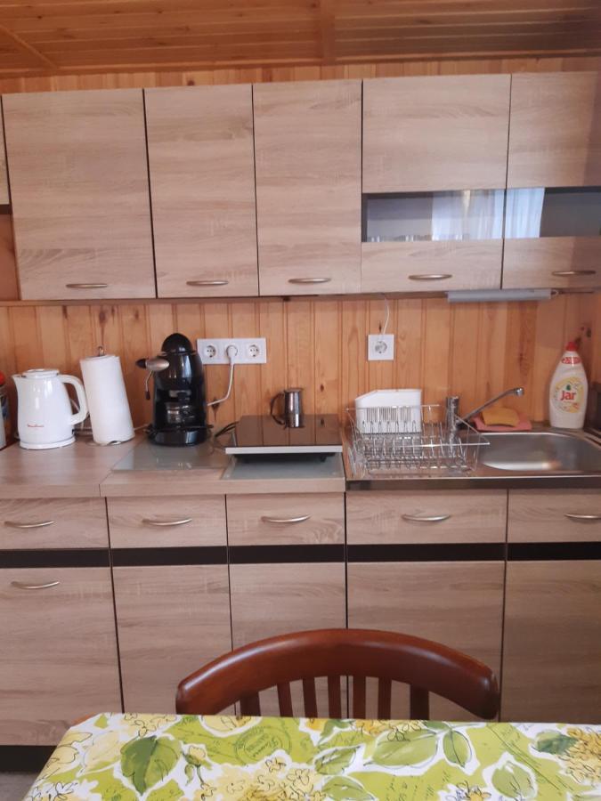 Matyas Apartman Tard Екстериор снимка