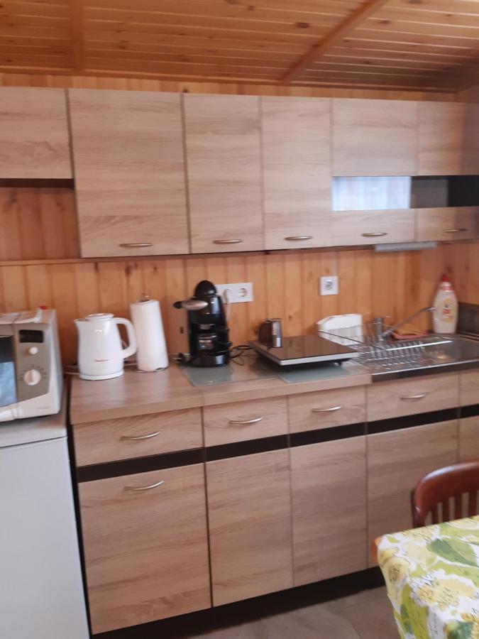 Matyas Apartman Tard Екстериор снимка
